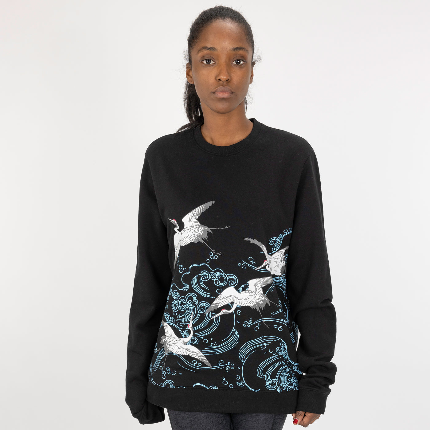 Graphic Wraparound Crewneck Pullover Sweatshirt - Black / Cranes And Waves