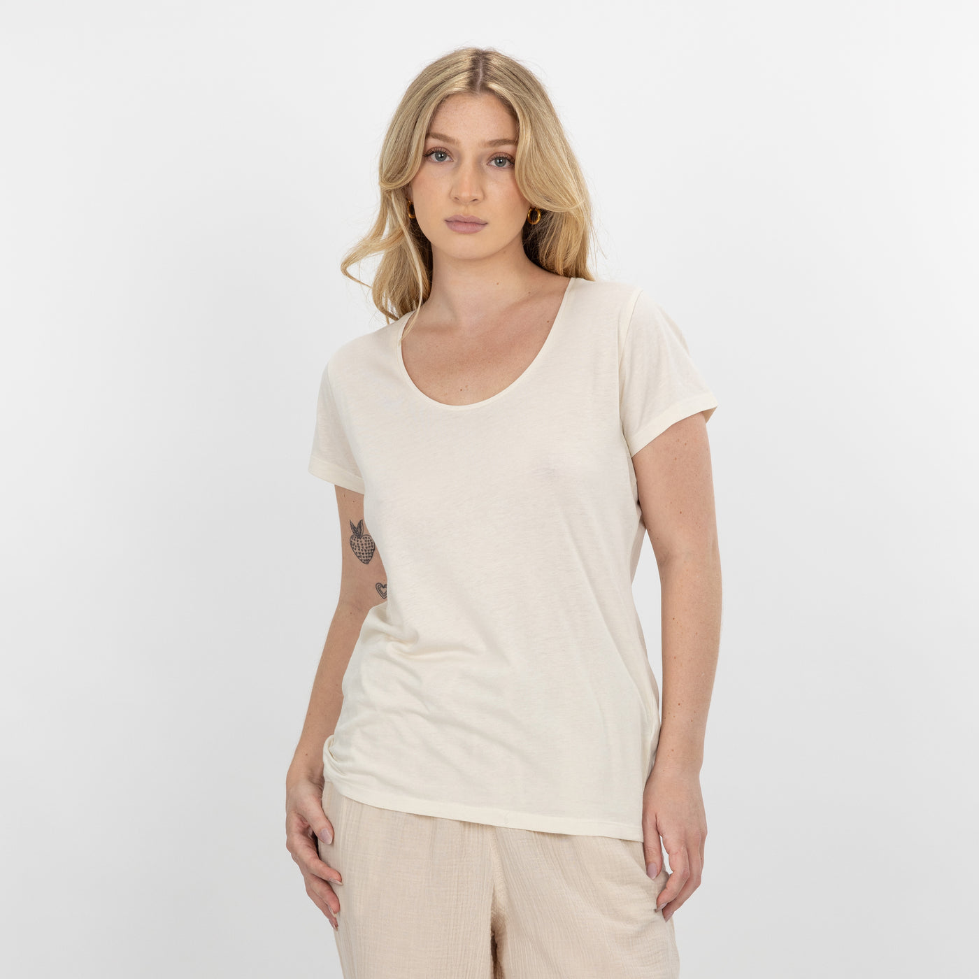 Womens Scoop Neck Tee - Tofu